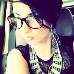 Cherifa luna sur yala.fm